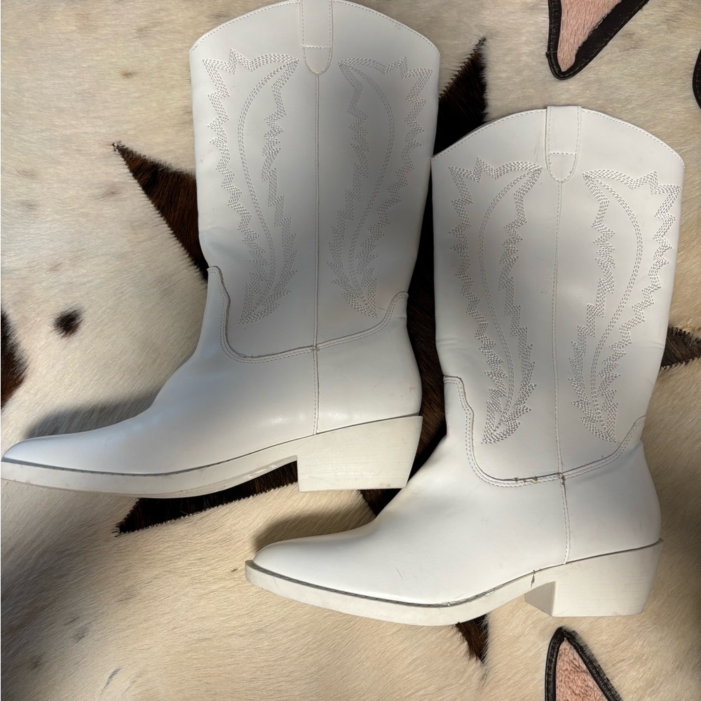 Madden Girl White  Western Rain Cowboy Boots size 8